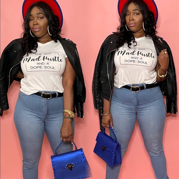 White Printed Lettering V Neck Short Sleeve Shirt - Picture 4 of 13